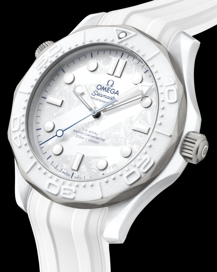 Omega Seamaster Diver 300M 43.5mm – White Ceramic & Titanium on Rubber Strap